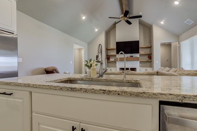 6952 101st Street, Lubbock, TX 79424