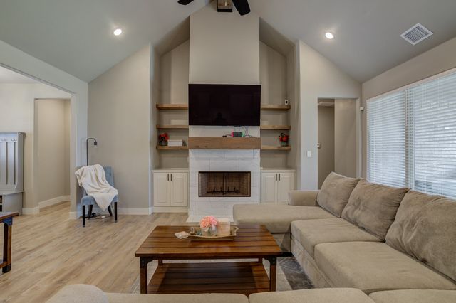 6952 101st Street, Lubbock, TX 79424
