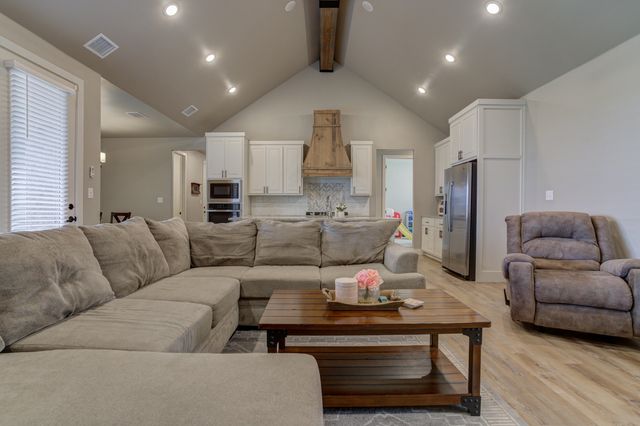 6952 101st Street, Lubbock, TX 79424