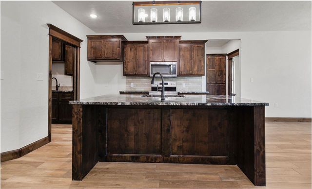 7354 NW Meers Porter Hill Rd, Lawton, OK 73507