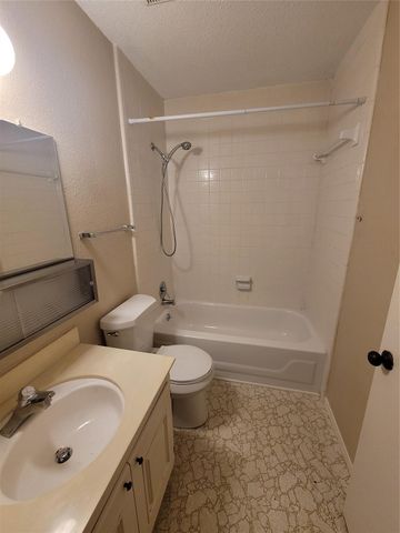 5835 Village Forest Court, Houston, TX 77092