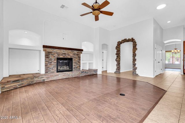 20131 E CALLE DE FLORES --, Queen Creek, AZ 85142