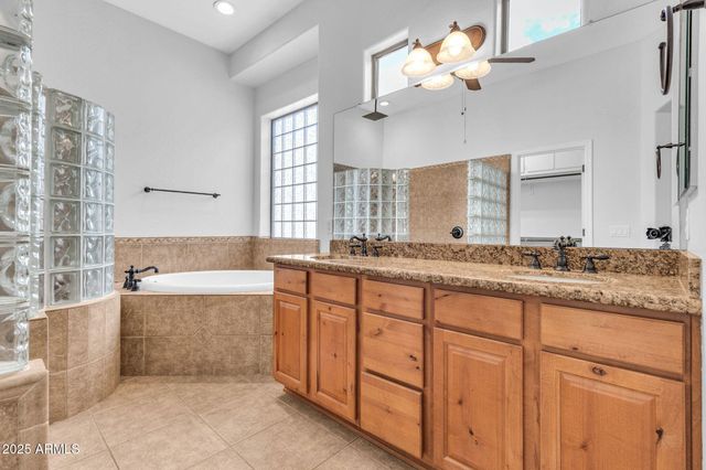 20131 E CALLE DE FLORES --, Queen Creek, AZ 85142