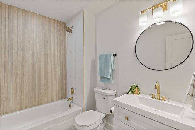 8617 Baumgarten Drive, Dallas, TX 75228