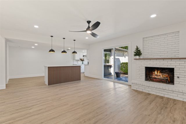 8617 Baumgarten Drive, Dallas, TX 75228