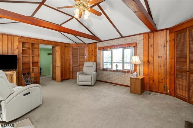 58 Tamarack Trl, Hardyston Twp., NJ 07460