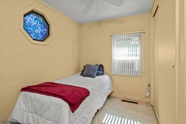 58 Tamarack Trl, Hardyston Twp., NJ 07460