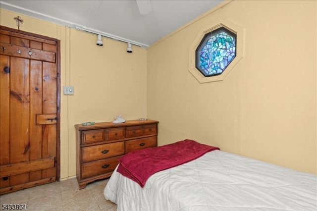 58 Tamarack Trl, Hardyston Twp., NJ 07460