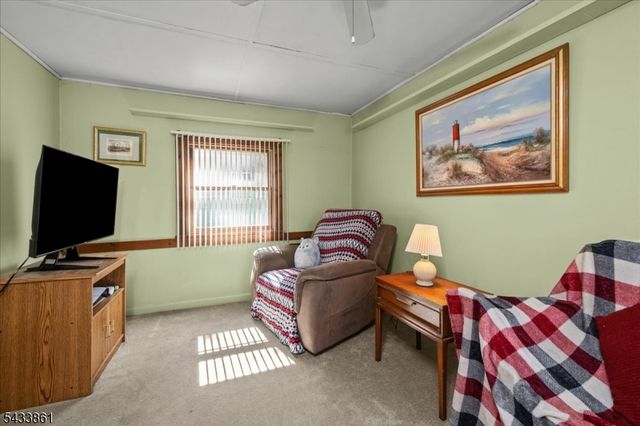 58 Tamarack Trl, Hardyston Twp., NJ 07460