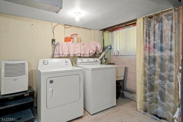 58 Tamarack Trl, Hardyston Twp., NJ 07460