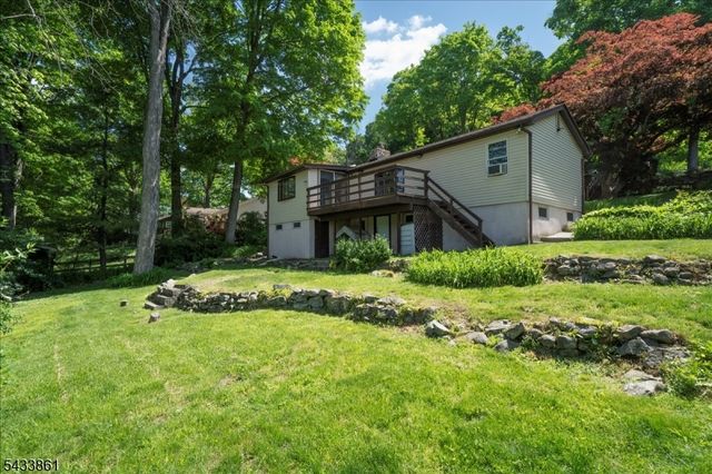 58 Tamarack Trl, Hardyston Twp., NJ 07460