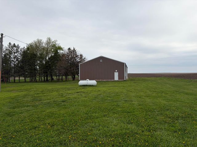329 Wren Avenue, Ackley, IA 50601