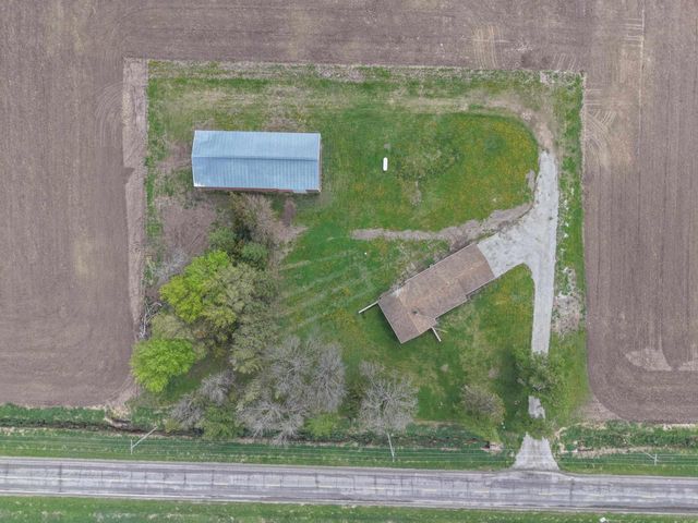 329 Wren Avenue, Ackley, IA 50601