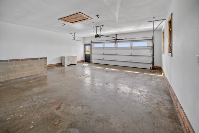 329 Wren Avenue, Ackley, IA 50601