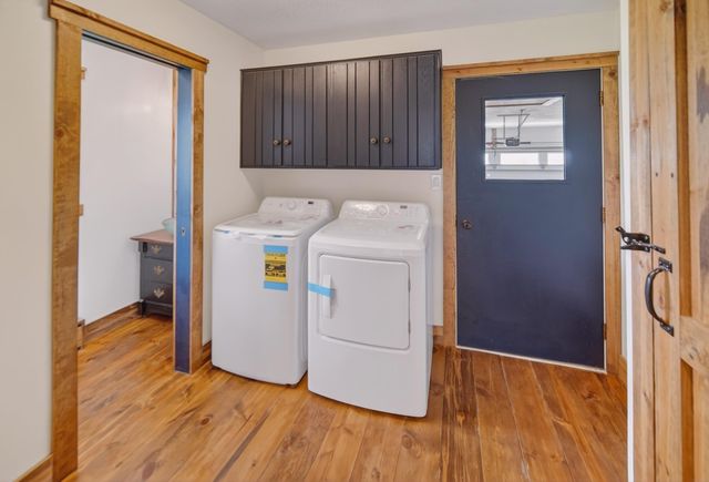 329 Wren Avenue, Ackley, IA 50601