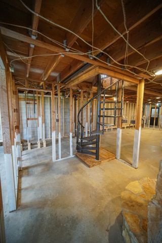 329 Wren Avenue, Ackley, IA 50601