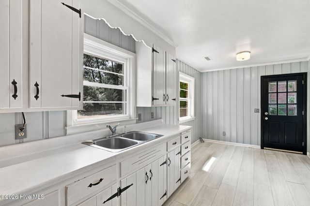 232 Wood Dale Drive, Wilmington, NC 28403