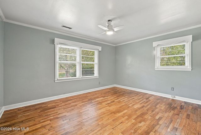 232 Wood Dale Drive, Wilmington, NC 28403