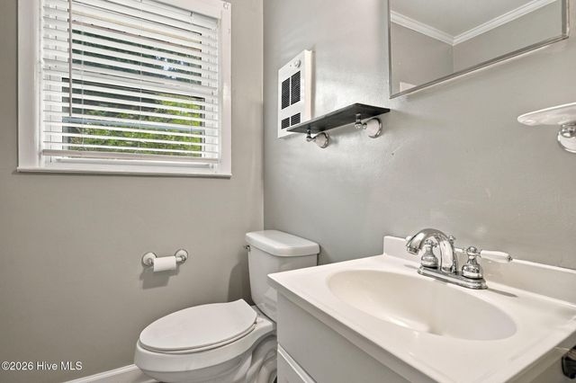 232 Wood Dale Drive, Wilmington, NC 28403