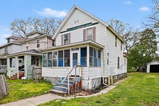 55 Mckinley Avenue S, Battle Creek City, MI 49017