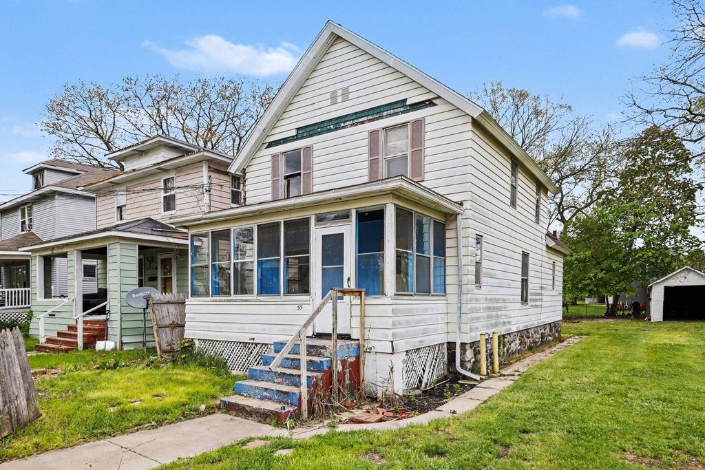 55 Mckinley Avenue S, Battle Creek City, MI 49017