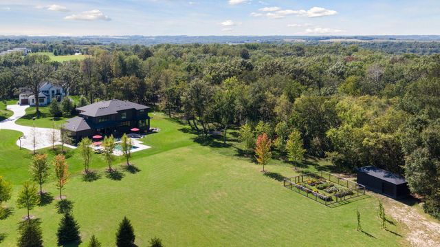 5255 Pagenhart Lane SW, Rochester Twp, MN 55902