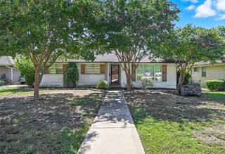 705 Scottsdale Drive, Richardson, TX 75080