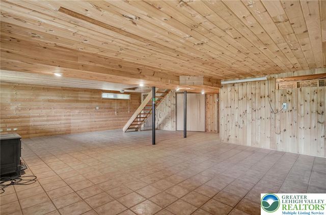 109 Lawrence Drive, Chestnuthill Twp, PA 18330