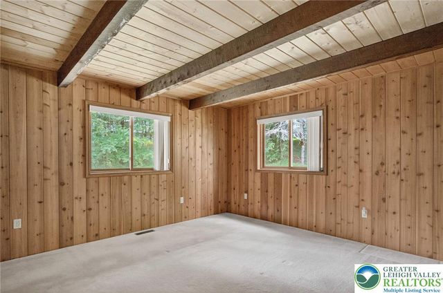 109 Lawrence Drive, Chestnuthill Twp, PA 18330