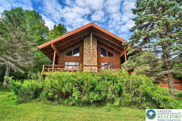 109 Lawrence Drive, Chestnuthill Twp, PA 18330