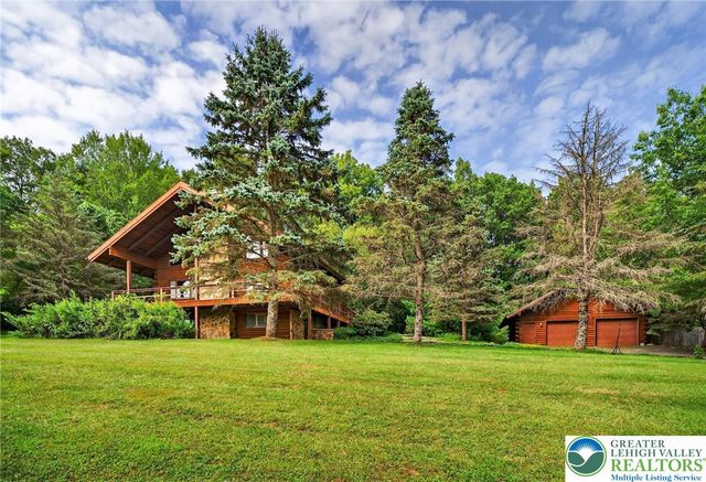 109 Lawrence Drive, Chestnuthill Twp, PA 18330