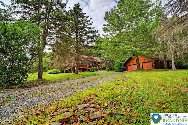 109 Lawrence Drive, Chestnuthill Twp, PA 18330