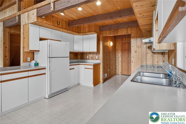 109 Lawrence Drive, Chestnuthill Twp, PA 18330