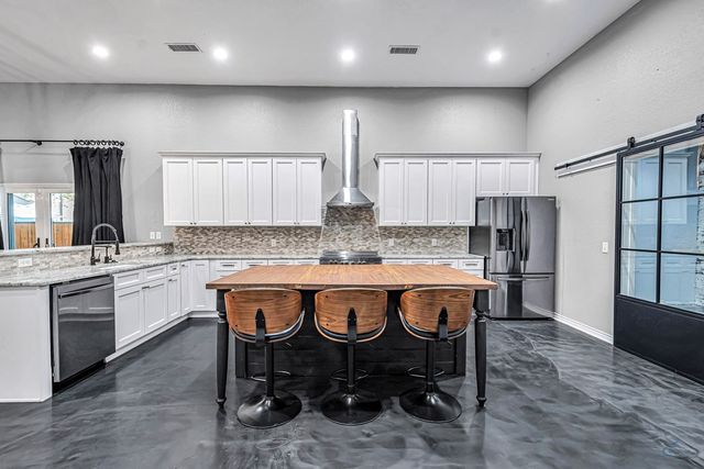 1600 Indian Hills, Big Spring, TX 79720