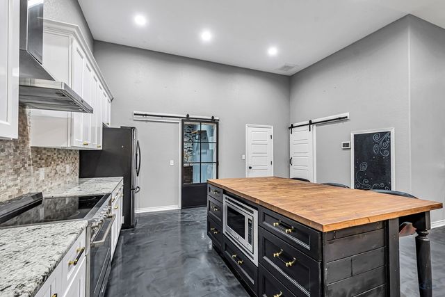 1600 Indian Hills, Big Spring, TX 79720