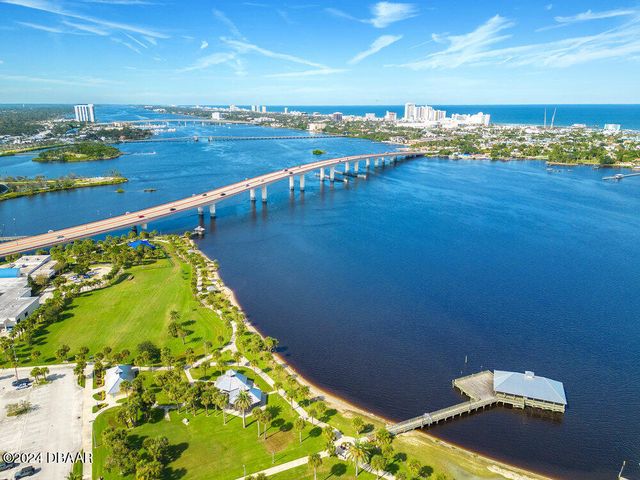 111 Palm Place, Daytona Beach, FL 32114
