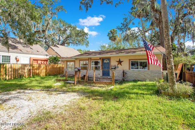 111 Palm Place, Daytona Beach, FL 32114