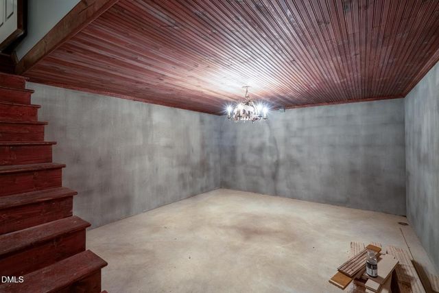 139 Deerfield Lane, New London, NC 28127