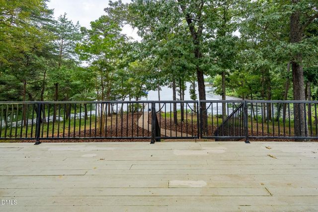 139 Deerfield Lane, New London, NC 28127