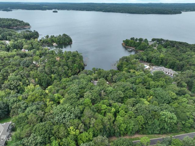 139 Deerfield Lane, New London, NC 28127