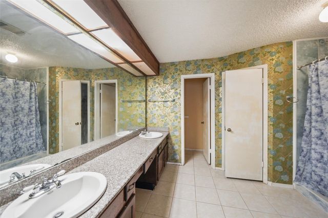 5523 Greenhill Forest Drive, Houston, TX 77088