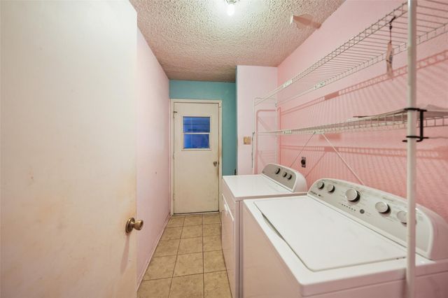 5523 Greenhill Forest Drive, Houston, TX 77088