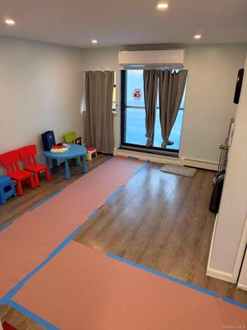 55-12 Main Street 4FL, Flushing, NY 11355