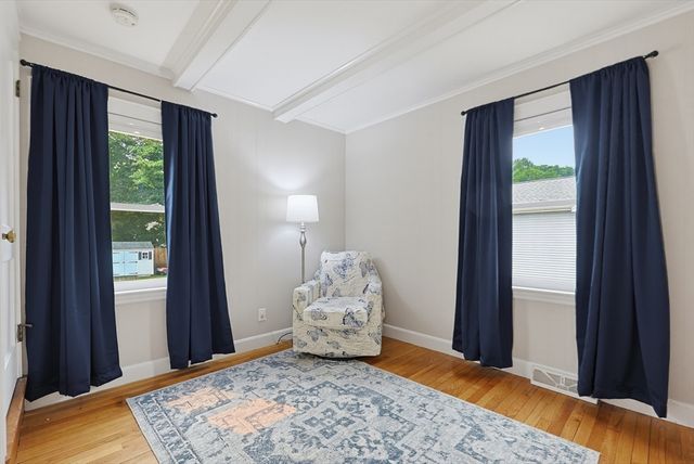 24 Oak St, Medfield, MA 02052