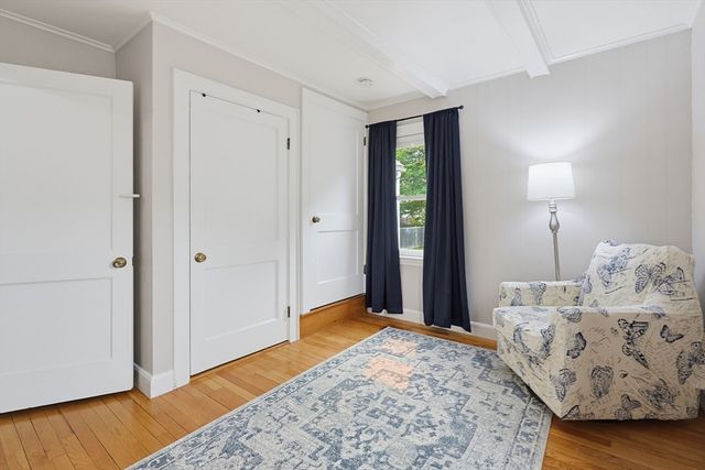 24 Oak St, Medfield, MA 02052