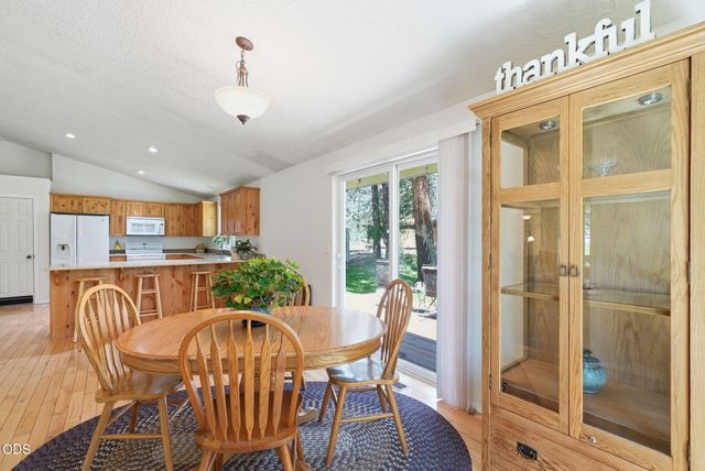 19184 Baker Road, Bend, OR 97702