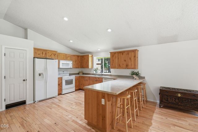 19184 Baker Road, Bend, OR 97702