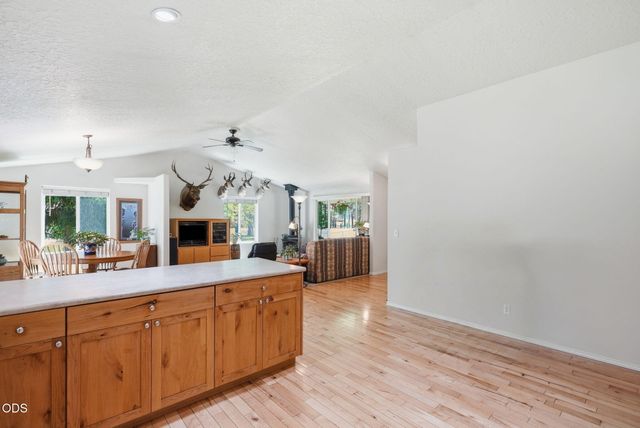 19184 Baker Road, Bend, OR 97702