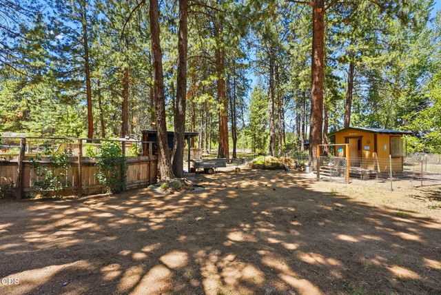 19184 Baker Road, Bend, OR 97702