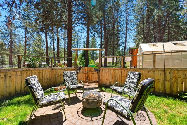 19184 Baker Road, Bend, OR 97702